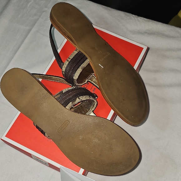 Coach Brown Sandals size 7 1/2 - Picture 5 of 5
